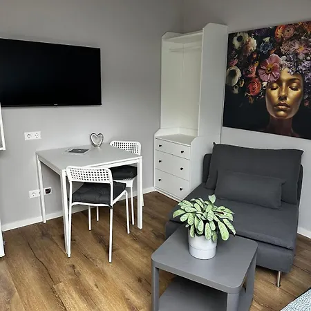 Amaroom Apartment *