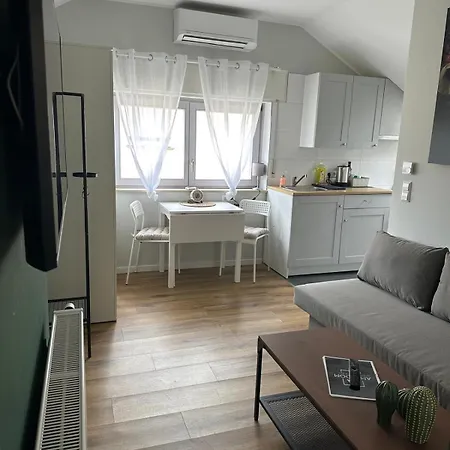 Amaroom Apartment *